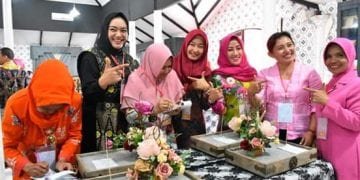 200 Peserta Ikuti Pelatihan dan Lomba Merangkai Bunga Hantaran
