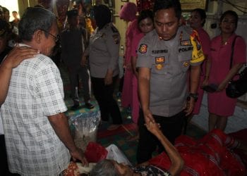 Wartawan, Kadis Kesehatan dan Kapolres Asahan Kunjungi Penderita Kanker