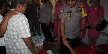 Wartawan, Kadis Kesehatan dan Kapolres Asahan Kunjungi Penderita Kanker