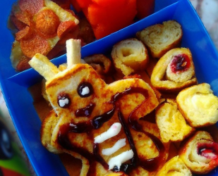 Bingung Mau Masak Apa Untuk si Kecil Hari Ini, Buat Roti Lebah Aja Mom