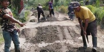 Akhirnya, Jalan Penghubung Kecamatan di Desa Panca Arga Diperbaiki Pemerintah