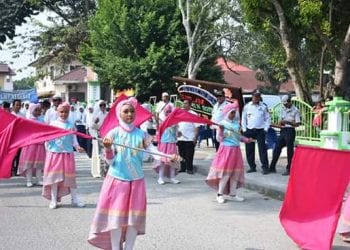 Replika Patung Onta Meriahkan Pawai Akbar 1 Muharram 1441 H di Tanjungbalai