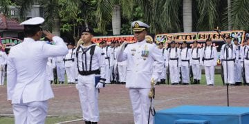 Hadiri Upacara HUT ke 74 TNI AL, Plt Bupati Asahan Harapkan Kerjasama Semakin Terjalin