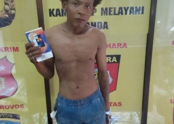 Mencuri Tas, Pria Ini Ditangkap Warga, Lalu Diserahkan ke Polisi