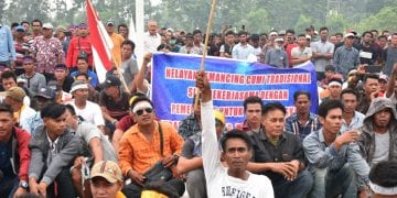 Resah Dengan Pukat Trawl, Ribuan Nelayan Demo Kantor Walikota Tanjungbalai