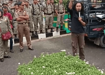 Demo ke Kantor DPRD, Nelayan Tanjungbalai Asahan Ancam Akan Bakar Pukat Trawl