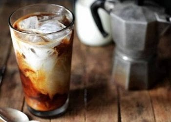 Es Kopi Susu Kelapa yang Enak dan Segar, Bisa jadi Tambahan Menu di Kafe Anda