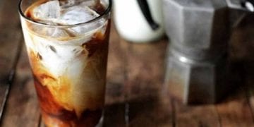 Es Kopi Susu Kelapa yang Enak dan Segar, Bisa jadi Tambahan Menu di Kafe Anda