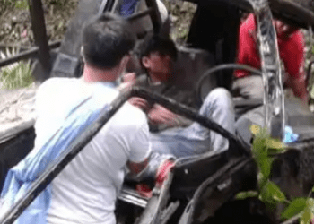 L300 Masuk Jurang di Jalinsum Parapat, 1 Tewas 1 Luka-luka