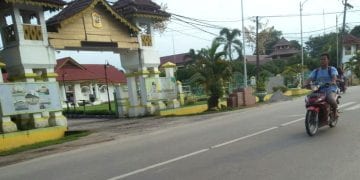 Trotoar Digusur Dari Depan Rumdis Walikota Tanjungbalai, Diganti Tanaman Bunga