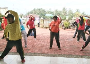 Ketua TP PKK Kecamatan Meranti Ajak Warga Ikuti Senam Aerobik Tiap Jumat Pagi