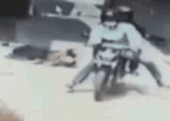 Tas Dijambret 2 Pria, Mahasiswi Terseret di Aspal