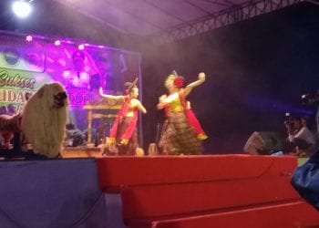 Ketua Paguyuban Sunda dan Jawa “Goyang” Asahan di Acara PSBD