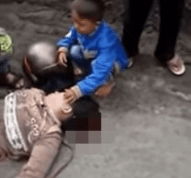 Mama.. Teriak Bocah Asal Air Batu Asahan Ini Melihat Ibunya Terkapar di Jalinsum Perdagangan-Siantar