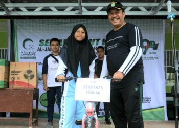 Hadiri HUT Ke 89 Al-Jam’iyatul Washliyah Kecamatan Meranti, Taufik ZA Serahkan 2 Unit Sepeda