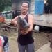 Ikan Predator Tertangkap Warga di Danau Toba