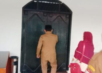 Diduga Sekdakot Tanjungbalai Halangi Wartawan Lakukan Peliputan