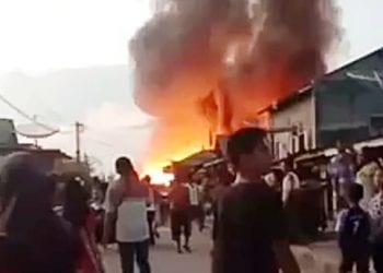 Si Jago Merah Beraksi di Rumah Kawasan Padat Penduduk di Sibolga