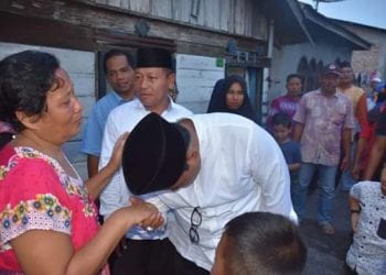 Wali Kota Tanjungbalai Kunjungi Korban Kebakaran