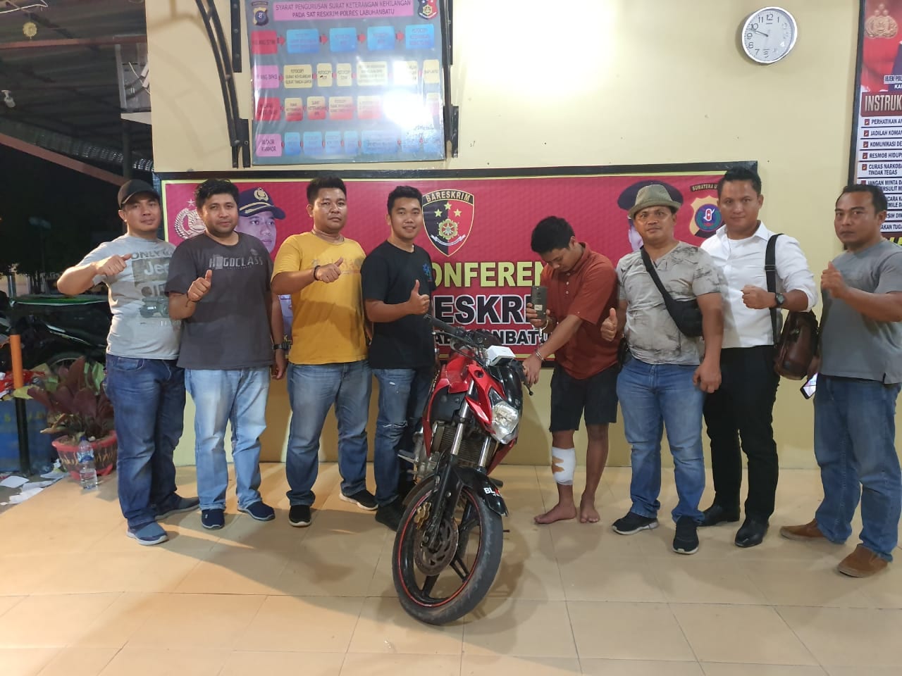 Tersangka pelaku jambret yang menewaskan siswi SMA di Labuhanbatu yang ditembak polisi karena berusaha melarikan diri.