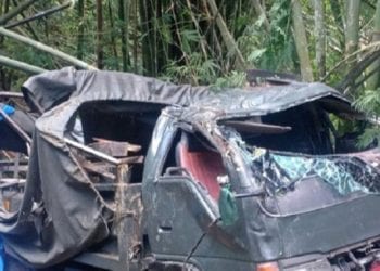 Mobil Personel TNA yang masuk ke jurang.