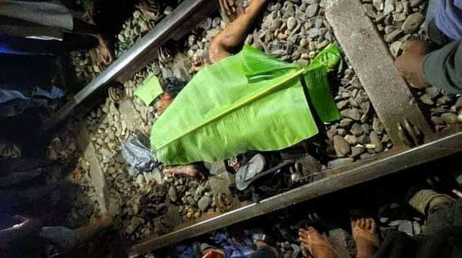 Jenazah Tira Ramadan yang tewas di tabrak kereta api di Pulo Bandring Asahan.