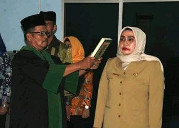 Pengambilan sumpah jabatan Kadisdukcapil Labuhanbatu.