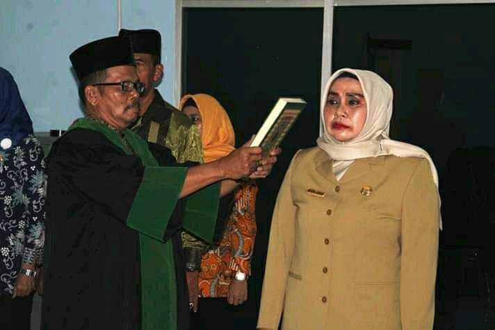 Pengambilan sumpah jabatan Kadisdukcapil Labuhanbatu.