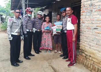 Masjid dan Gereja di Kota Kisaran Disemprot desinfektan