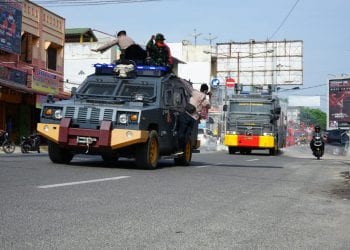 Water Canon dan Damkar Dikerahkan untuk Semprot Desinfektan Sejumlah Jalan di Kisaran