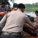Jenazah Addin yang hanyut di sungai Asahan dievakuasi.