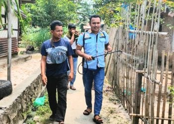 GM PEKAT-IB Semprotkan Desinfektan di Rumah Ibadah dan Rumah Warga