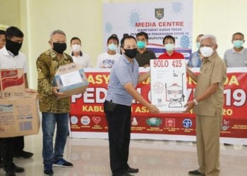 Lagi, Masyarakat Etnis Tionghoa Serahkan Bantuan APD Kepada Gugus Tugas Covid-19 Asahan