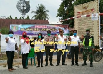 Walau Hujan Deras, Camat Meranti Tetap Keliling Imbau Warga Cegah Penyebaran Covid-19