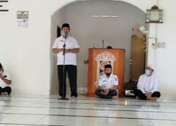 Gunakan SOP Pencegahan Covid-19, Tim Safari Ramadan Kunjungi Masjid Suhada Rahuning