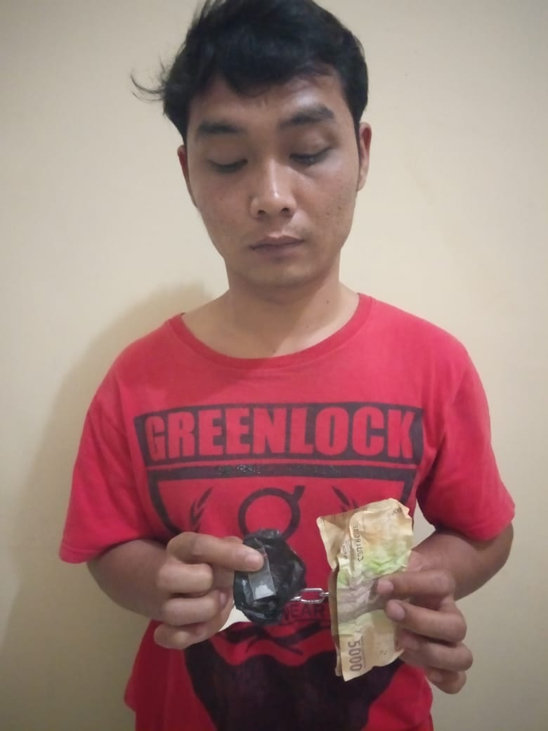 Tersangka narkoba di segai.