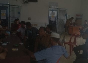 Pembentukan tim penanganan Covid-19 di Kampung Padang.