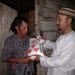 Kru Taslabnews.com Salurkan Bantuan Beras ke Warga di Kecamatan Meranti Asahan