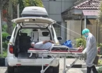 Pasien covid 19 saat di RSU Adam Mali Medan