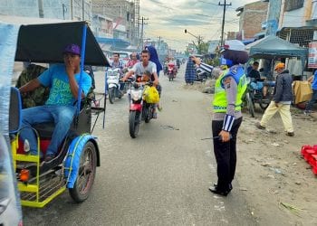 Sat Lantas Polres Tanjungbalai Amankan Lokasi Pasar Tumpah dan Persimpangan Jalan