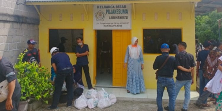 Lokasi kegiatan berbagi sembako di Kantor DPD Puja Kesuma.