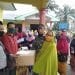 Kades Pulau Rakyat Tua Bagikan Bantuan Pemprovsu ke Masyarakat