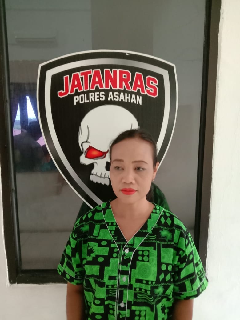 Salahsatu tersangka judi togel yang diringkus personel Polres Asahan