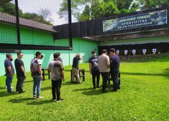 Kapolrestabes Medan Gelar Latihan Menembak Bersama Jajaran PJU
