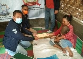 M Rifky Penderita Hidrocephalus di Desa Sei Buluh Terima Bantuan dari Polres Sergai