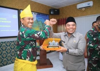 Bupati Labuhanbatu H Andi Suhaimi Dalimunthe ST MT bersama Kasdam l BB Brigjen TNI Didied Pramudito, SE