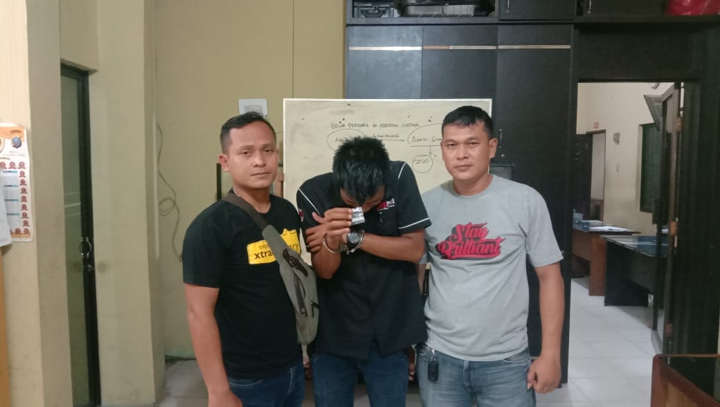 (Ignatius siagian/taslabnews)  Tersangka narkoba yang diringkus personel Polres Tanjungbalai.