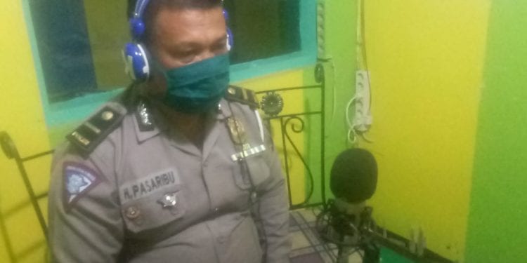 Sat Lantas Polres Tanjungbalai Sosoalisasikan Pelaksanaan Ops Patuh Toba-2020 Melalui Radio