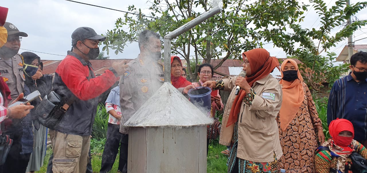 Bilal Mayit Dilatih Kabaharkam Polri Membuat Pupuk Organik