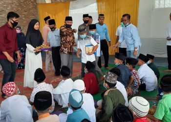 Hadiri Sunat Masal dan Doa Bersama, Bupati Asahan Beri Bantuan Sarung dan Uang untuk 31 Anak
